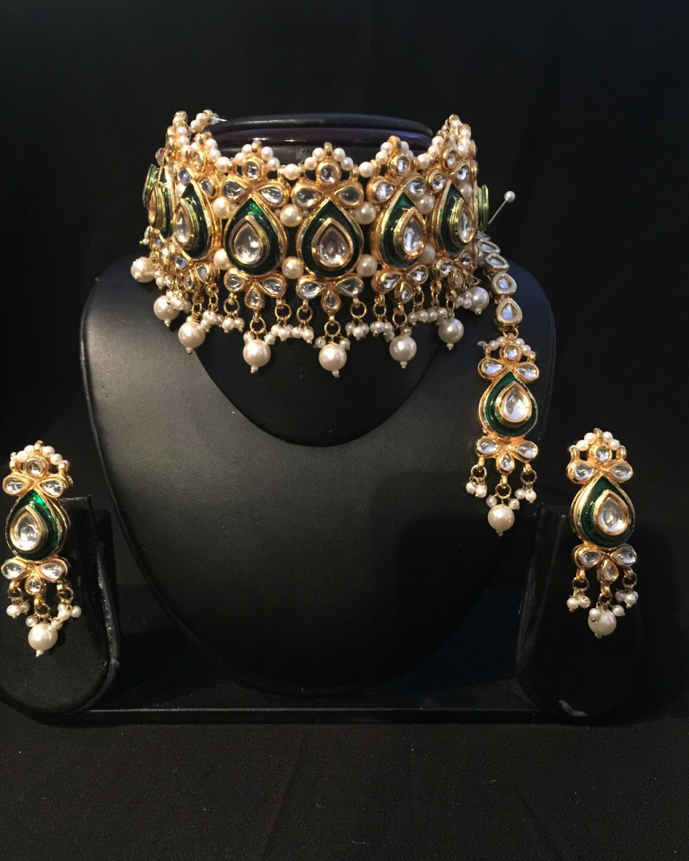 Green gold choker Clearance